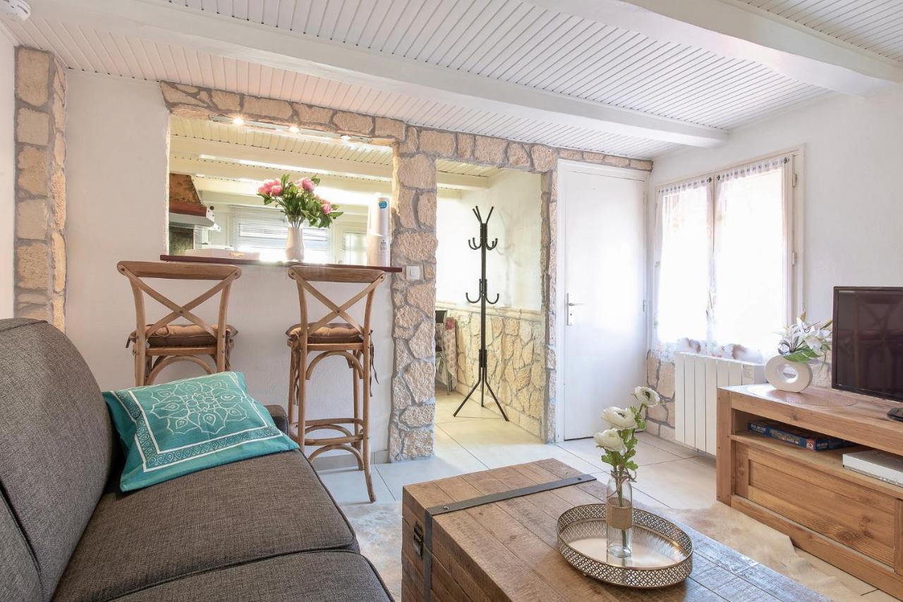 Annecy Sainte Claire Vieille Ville 38M2 Terrasse Proche Gare Et Lac 4 Pers 3 Etoiles 외부 사진